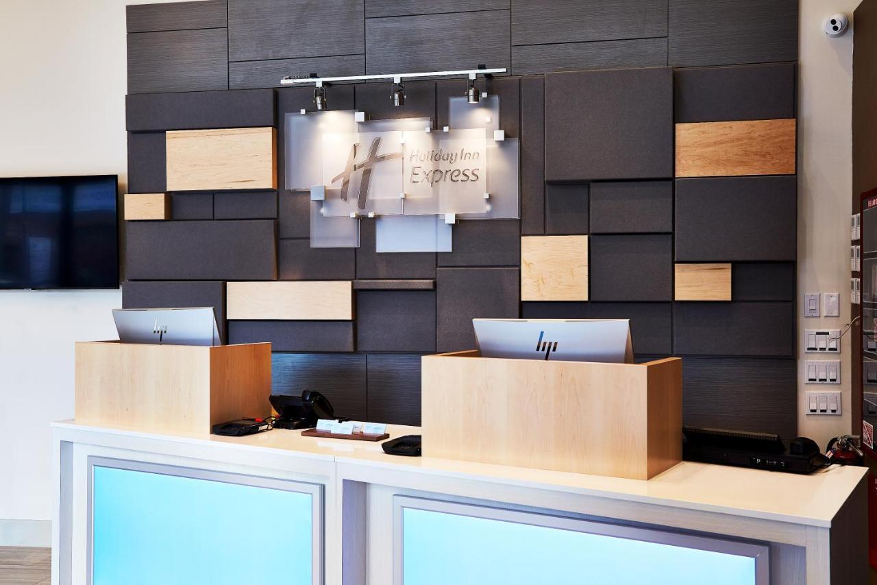 Holiday Inn Express - Nyc Brooklyn - Sunset Park By Ihg New York Kültér fotó